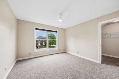 Tiny photo for 5 Park Place Circle, Hawthorn Woods, IL 60047 (MLS # 12734442)