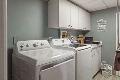 Tiny photo for 7628 S 88 Avenue #15, Justice, IL 60458 (MLS # 12676585)