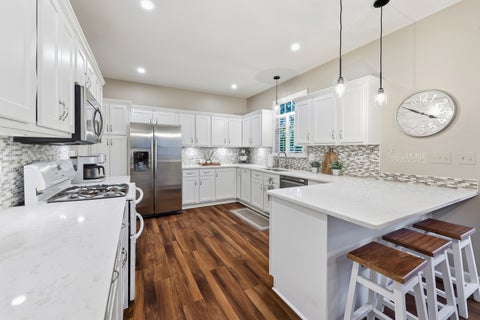 Tiny photo for 1 Fernwood Court, Algonquin, IL 60102 (MLS # 12787109)