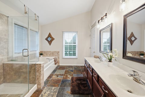 Tiny photo for 1 Fernwood Court, Algonquin, IL 60102 (MLS # 12787109)