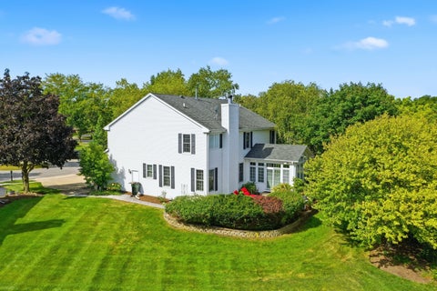 Tiny photo for 1 Fernwood Court, Algonquin, IL 60102 (MLS # 12787109)