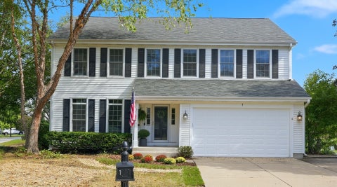 Photo of 1 Fernwood Court, Algonquin, IL 60102 (MLS # 12787109)