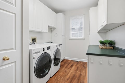 Tiny photo for 1 Fernwood Court, Algonquin, IL 60102 (MLS # 12787109)