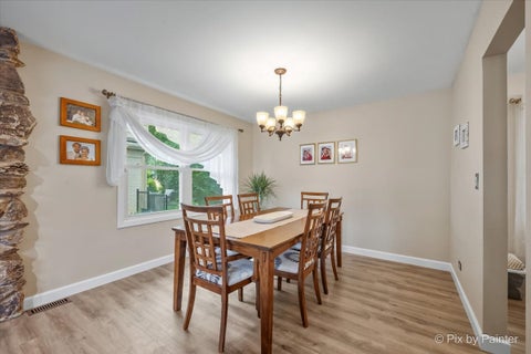 Tiny photo for 2631 N Stuart Drive, Arlington Heights, IL 60004 (MLS # 12705971)
