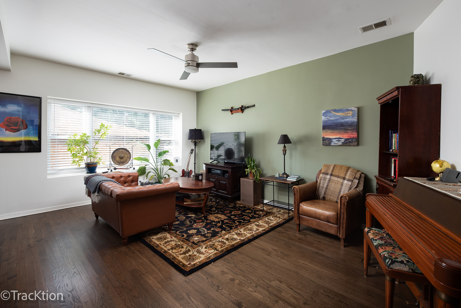 4107 W Iowa Street 6