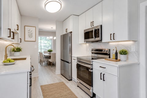 Tiny photo for 3030 Pheasant Creek Drive #405, Northbrook, IL 60062 (MLS # 12738567)