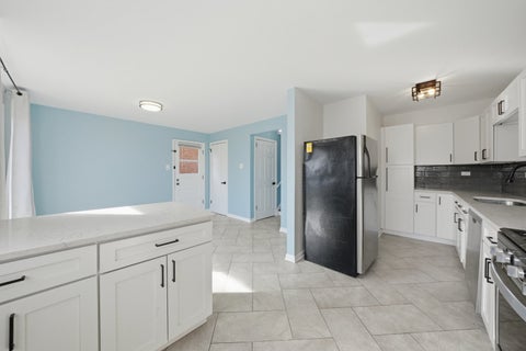 Tiny photo for 74 W 140th Street, Riverdale, IL 60827 (MLS # 12734877)