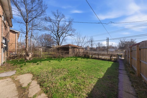 Tiny photo for 74 W 140th Street, Riverdale, IL 60827 (MLS # 12734877)