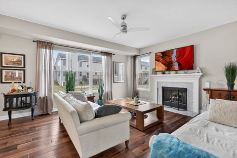 Tiny photo for 5285 Shotkoski Drive, Hoffman Estates, IL 60192 (MLS # 12615954)