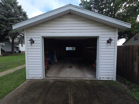 Tiny photo for 806 Maple Street, Streator, IL 61364 (MLS # 12673211)