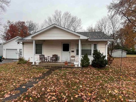 Tiny photo for 1006 N GARFIELD Street, Marion, IL 62959 (MLS # EB460539)