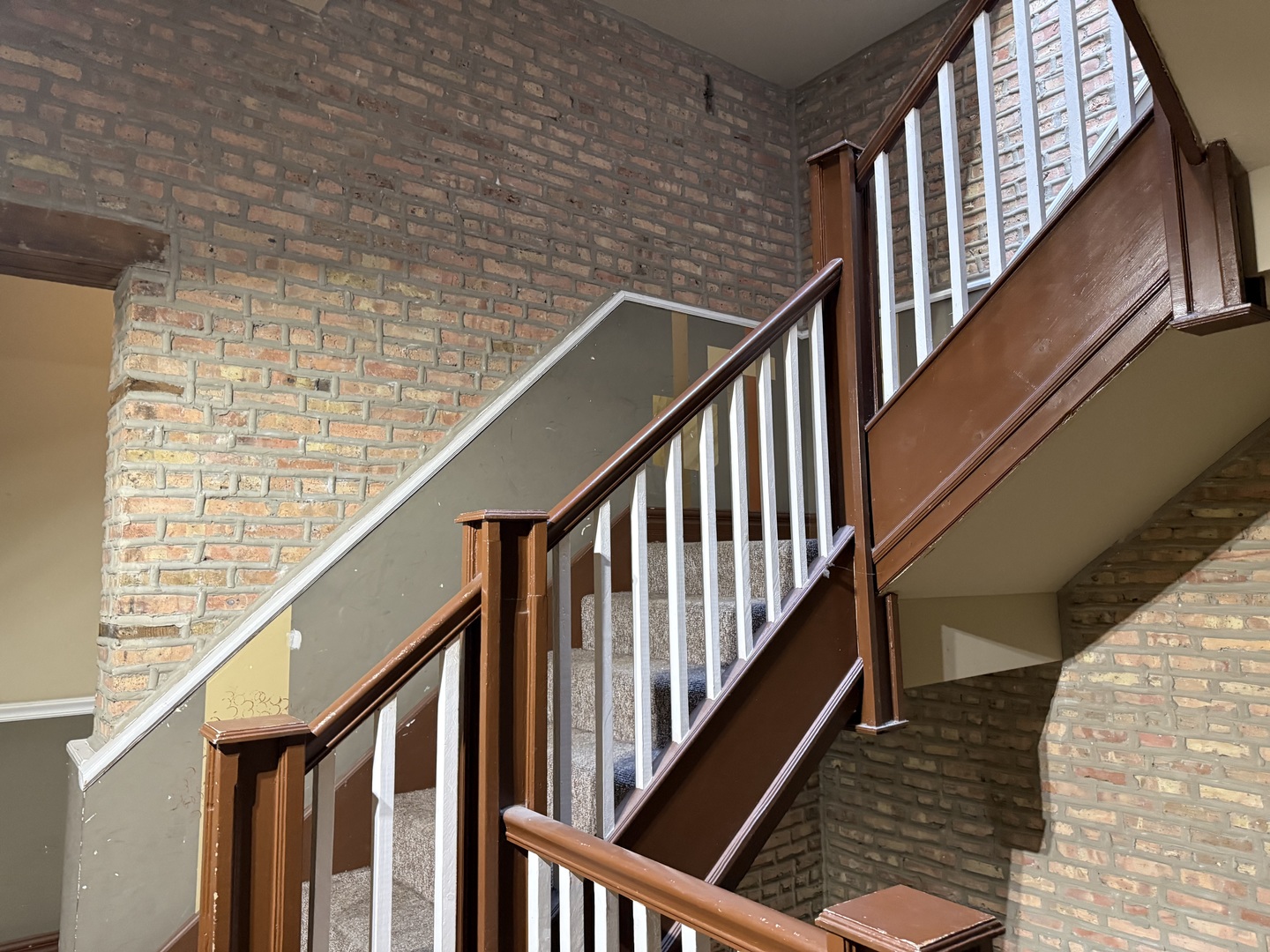 5014 S KING Drive 2E