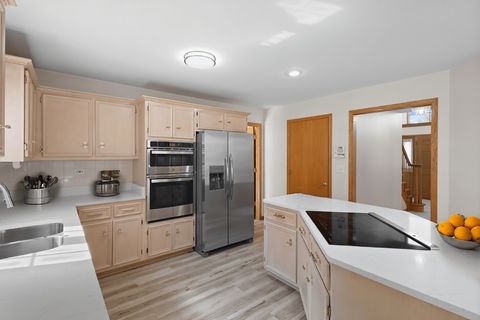 Tiny photo for 3324 Oregon Trail, Olympia Fields, IL 60461 (MLS # 12488283)