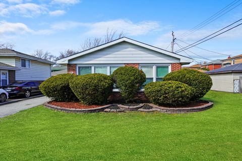 Photo of 1138 E 151st Street, Dolton, IL 60419 (MLS # 12321855)