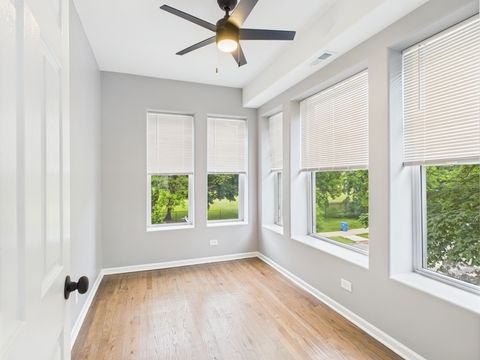 Tiny photo for 1729 E 67th Street #2E, Chicago, IL 60649 (MLS # 12581715)