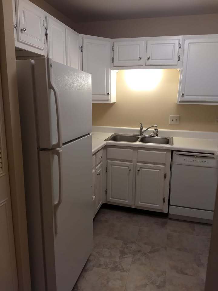 1000 BAYSIDE Drive 114