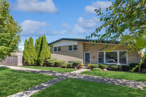 A home in Skokie