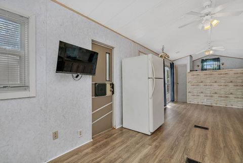 Tiny photo for 82 Dinosaur Road, Wilmington, IL 60481 (MLS # 12455621)
