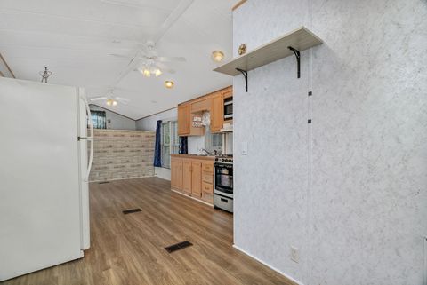 Tiny photo for 82 Dinosaur Road, Wilmington, IL 60481 (MLS # 12455621)