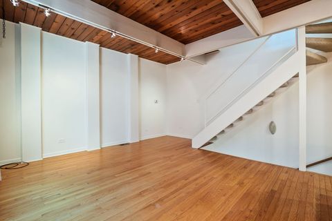 Tiny photo for 1848 N Hudson Avenue #G, Chicago, IL 60614 (MLS # 12479594)