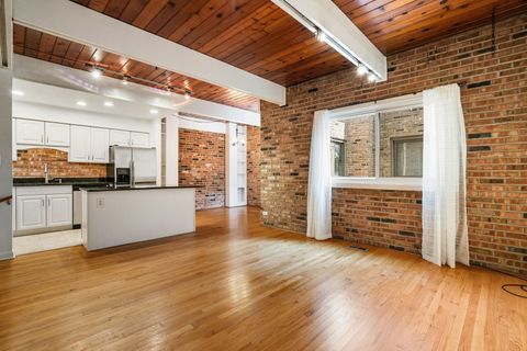 Tiny photo for 1848 N Hudson Avenue #G, Chicago, IL 60614 (MLS # 12479594)