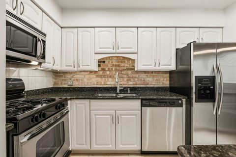 Tiny photo for 1848 N Hudson Avenue #G, Chicago, IL 60614 (MLS # 12479594)