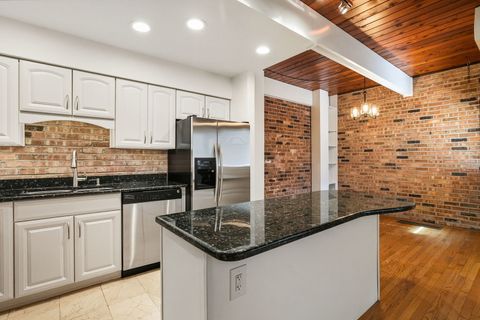 Tiny photo for 1848 N Hudson Avenue #G, Chicago, IL 60614 (MLS # 12479594)