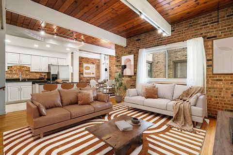 Tiny photo for 1848 N Hudson Avenue #G, Chicago, IL 60614 (MLS # 12479594)