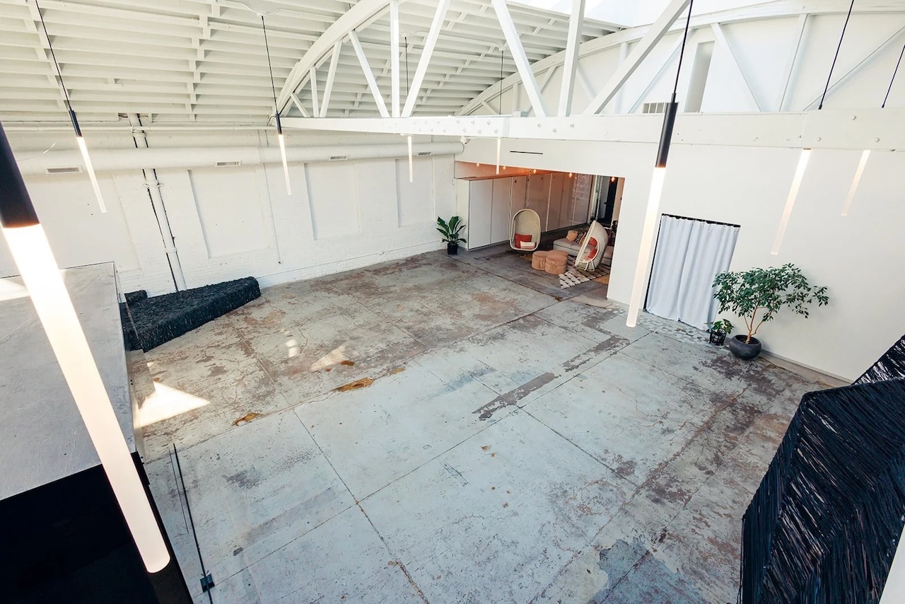 3146 W Chicago Avenue