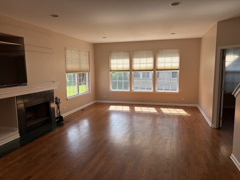 Tiny photo for 573 Crooked Stick Court, Vernon Hills, IL 60061 (MLS # 12759477)