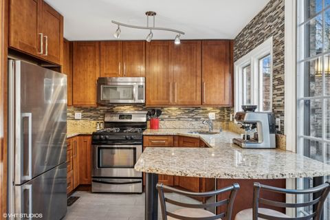 Tiny photo for 2701 N Racine Avenue #A, Chicago, IL 60614 (MLS # 12526178)