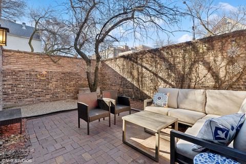 Tiny photo for 2701 N Racine Avenue #A, Chicago, IL 60614 (MLS # 12526178)