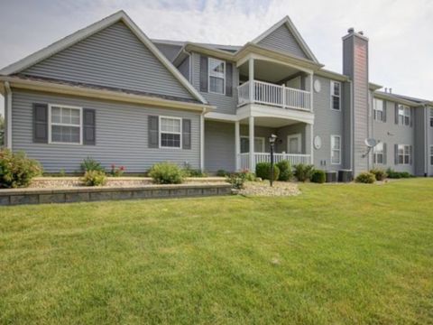 Photo of 3038 Stillwater Landing Lndg #201, Urbana, IL 61802 (MLS # 12513270)