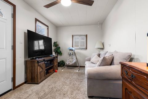 Tiny photo for 525 S Memorial Avenue, Rockford, IL 61102 (MLS # 12557448)