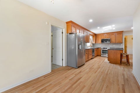 Tiny photo for 1449 S Shore Court, Barrington, IL 60010 (MLS # 12594386)
