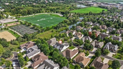 Tiny photo for 4 Denali Court, South Barrington, IL 60010 (MLS # 12751523)