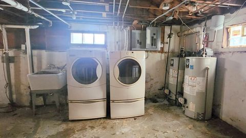 Tiny photo for 696 S Parkside Avenue, Elmhurst, IL 60126 (MLS # 12445802)
