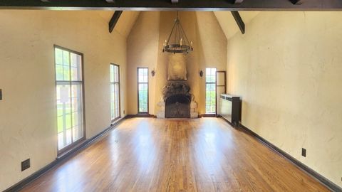Tiny photo for 696 S Parkside Avenue, Elmhurst, IL 60126 (MLS # 12445802)