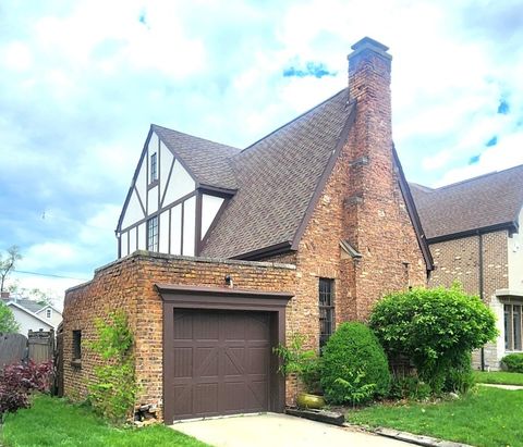 Tiny photo for 696 S Parkside Avenue, Elmhurst, IL 60126 (MLS # 12445802)