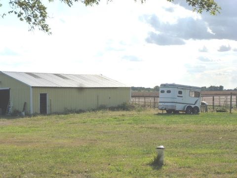 Tiny photo for 6009 Park Road, Clinton, IL 61727 (MLS # 12490028)