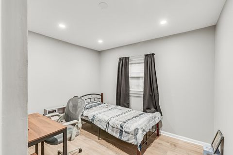 Tiny photo for 373 N Hemlock Avenue, Wood Dale, IL 60191 (MLS # 12500321)