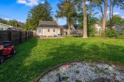 Tiny photo for 373 N Hemlock Avenue, Wood Dale, IL 60191 (MLS # 12500321)