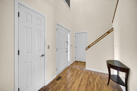 Tiny photo for 9 Redwood Court, Streamwood, IL 60107 (MLS # 12667561)