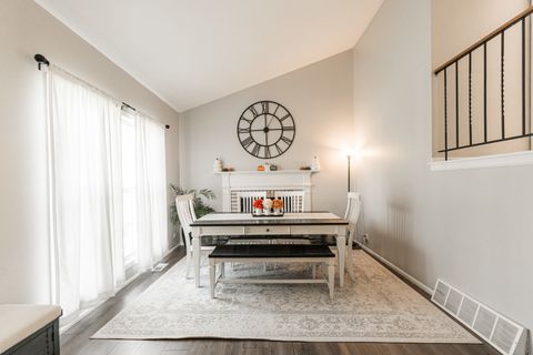 Tiny photo for 947 Aspen Drive, Lombard, IL 60148 (MLS # 12505058)