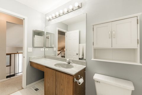 Tiny photo for 947 Aspen Drive, Lombard, IL 60148 (MLS # 12505058)