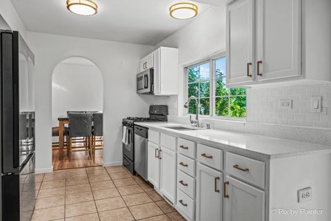 Tiny photo for 1755 Mission Hills Drive, Elgin, IL 60123 (MLS # 12683895)