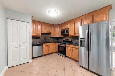 Tiny photo for 7795 Sherwood Circle S, Hanover Park, IL 60133 (MLS # 12775727)