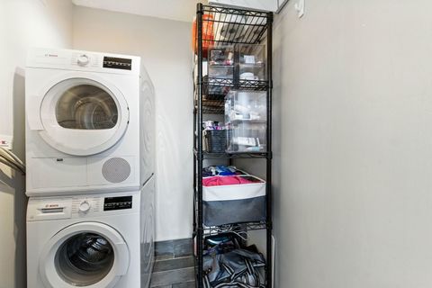 Tiny photo for 3110 N Sheridan Road #905, Chicago, IL 60657 (MLS # 12465907)
