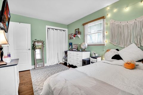 Tiny photo for 4020 N Adams Street, Westmont, IL 60559 (MLS # 12630414)