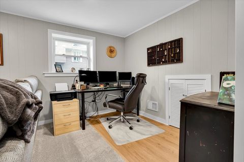 Tiny photo for 4020 N Adams Street, Westmont, IL 60559 (MLS # 12630414)